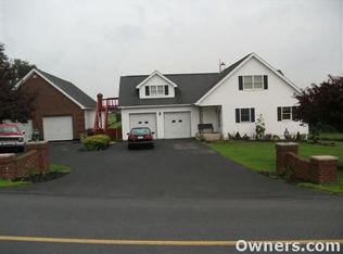 251 Moonhill Dr, Schuylkill Haven, PA 17972