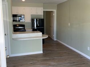 2001 E 20th St APT 6, Hooks, TX 75561