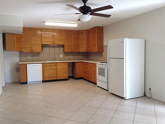 4th image of 2501 W Dahlia Dr