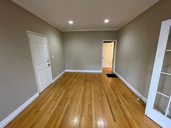 3rd image of 1147 6th St APT 202