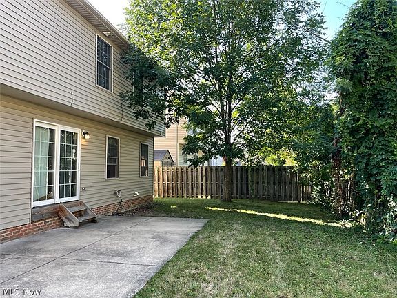 2nd image of 175 E 192nd St