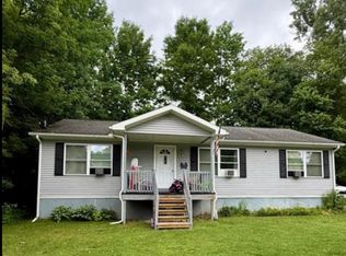 51 McClelland St, Saranac Lake, NY 12983