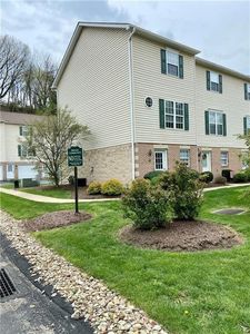 802 Mount Pleasant Rd, Greensburg, PA, 15601