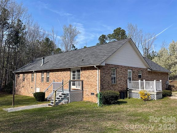 4th image of 3271 Ebenezer Church Rd