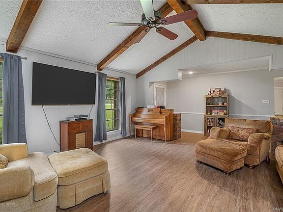 5th image of 7634 Millwood Dr