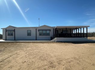 547 Ranch Road Dm #1472, Laredo, TX 78046