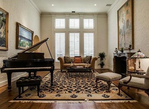 5th image of 6528 Westgate Dr