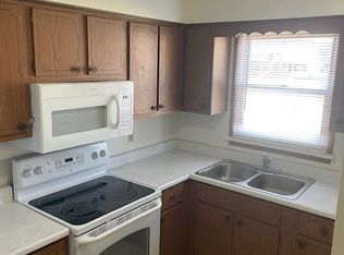 2805 Glenwood Ave APT 6, Moundsville, WV 26041