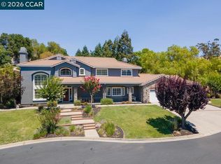 825 Bertram St, Walnut Creek, CA 94598