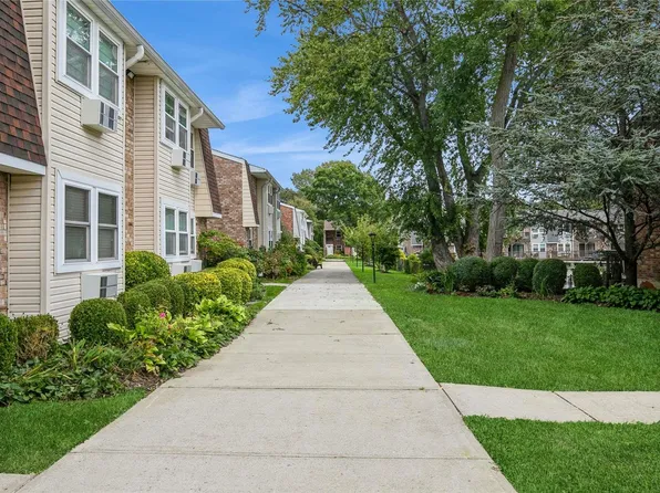 140 Millard Avenue #140, West Babylon, NY 11704