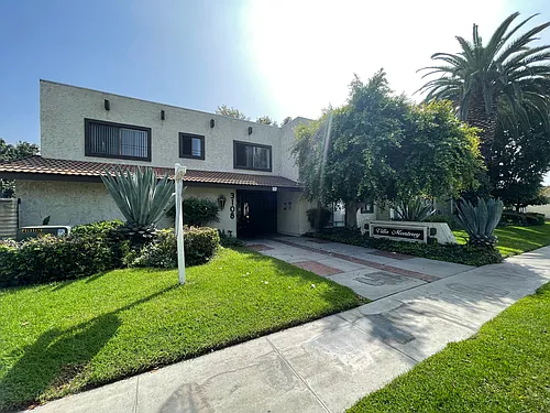 3108 Vineland Avenue Baldwin Park, CA 91706 Photo 1