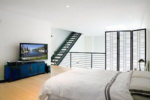 4th image of 803 N Wilcox Ave #13