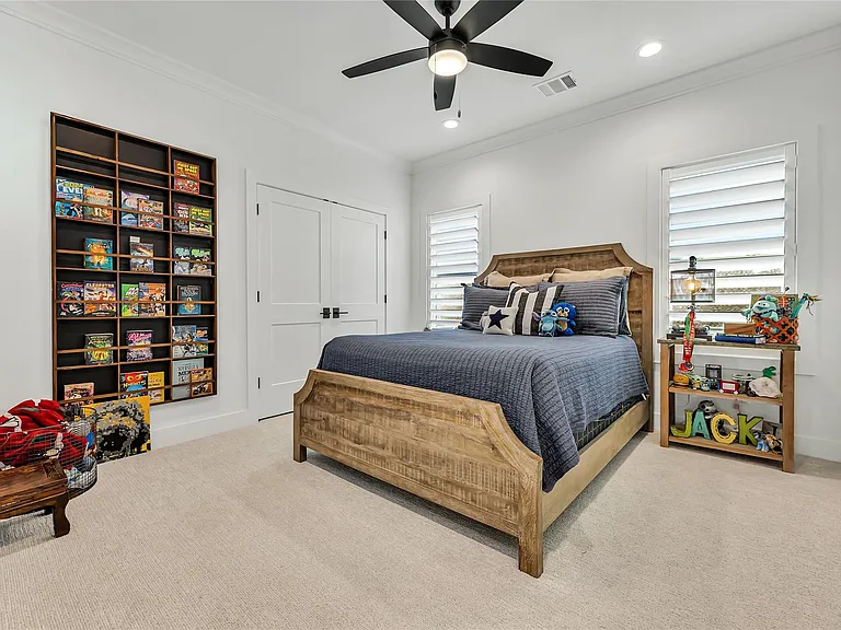 2033 Pebble Bend Dr — Photo 33