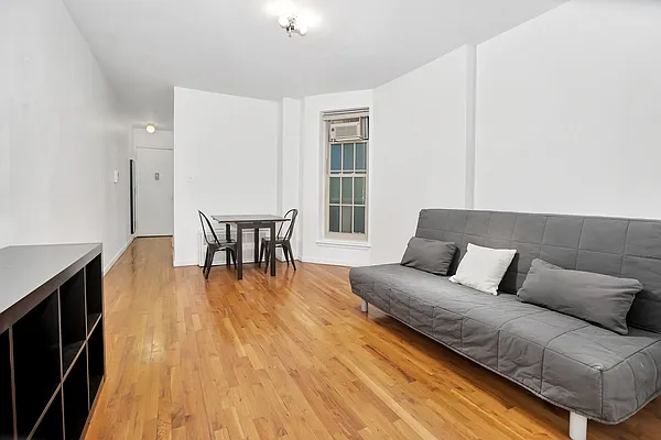 Rented by Douglas Elliman | media 11