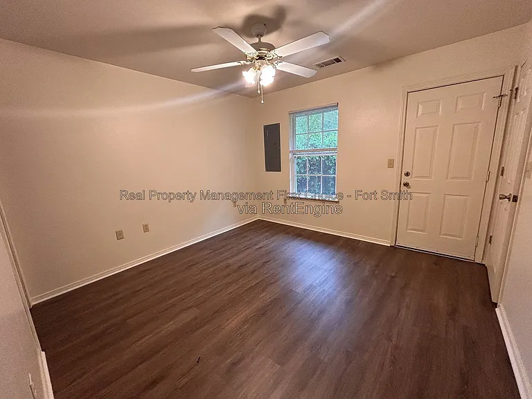 1431 Brazil Ave — Photo 11