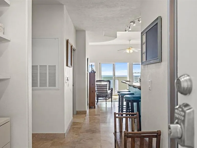 9420 Seawall Blvd #601 — Photo 9