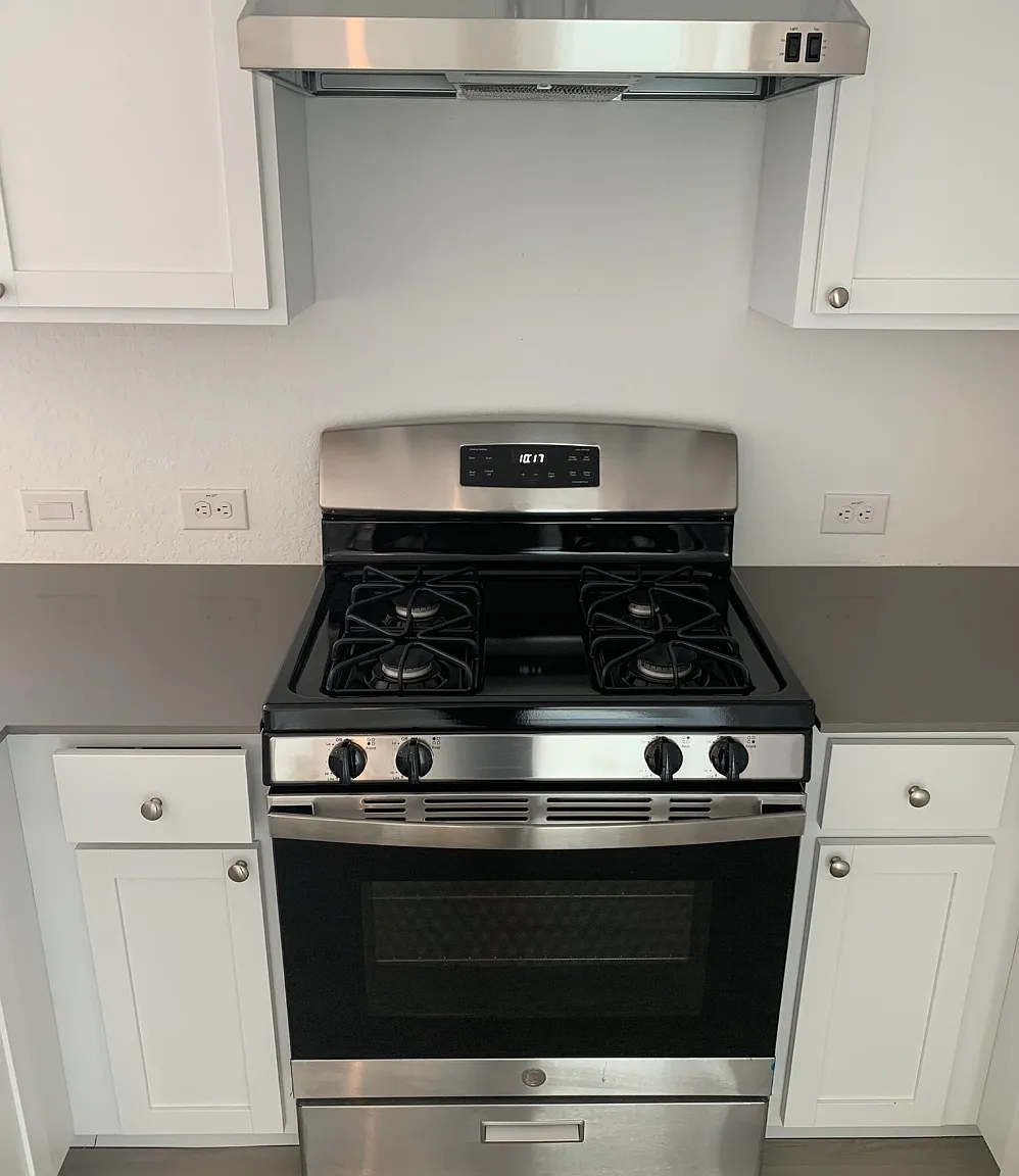 4 bed, 1492 sqft, $2,180 — Photo 4