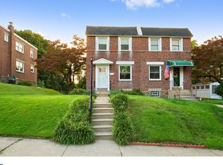 554 Overlook Rd, Philadelphia, PA 19128