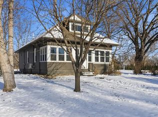 204 E 3rd St, Valley, NE 68064