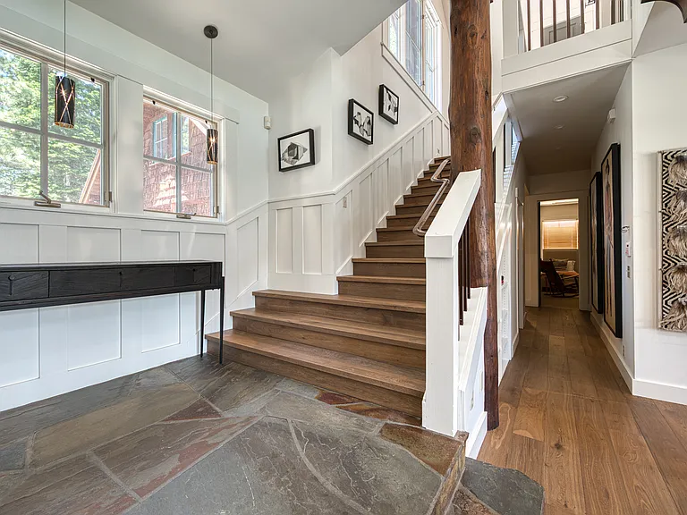 8450 Lahontan Dr — Photo 15