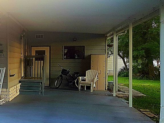 3rd image of 1385 Mackinaw Ct