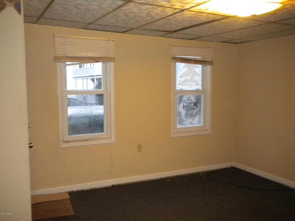 2nd image of 203 7th St