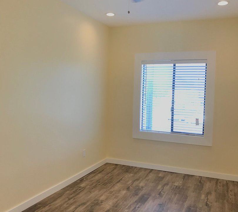 2nd image of 4610 Compton Ave APT 5