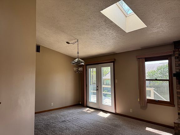 4th image of 8010 Clayburn Ct