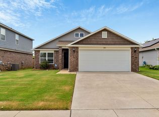 1181 S Ivory Bill Ln, Fayetteville, AR 72701