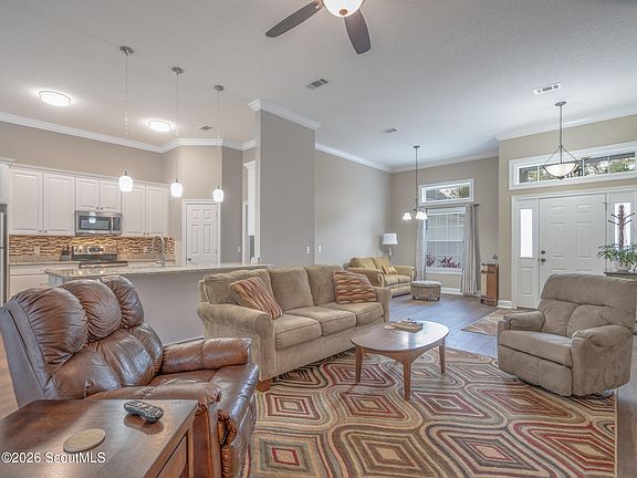 3rd image of 112 Justin Cole Dr
