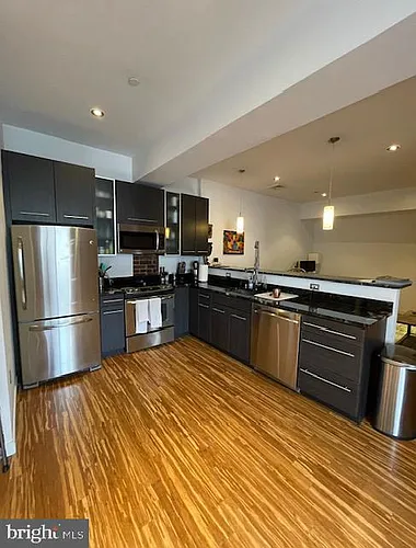 620 N Front St #2R Photo 1