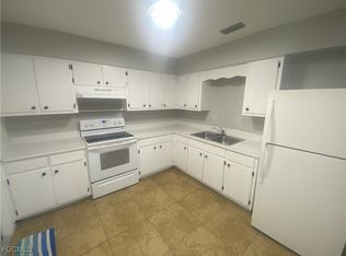 12607 1st St, Fort Myers, FL 33905