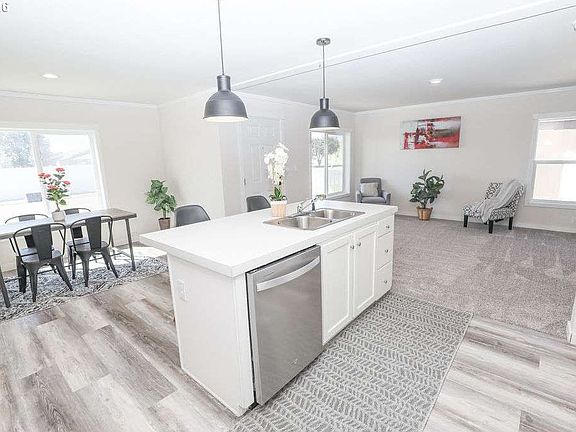4th image of 3111 Q Ave #5
