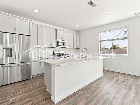 4th image of 2720 Fall Line St