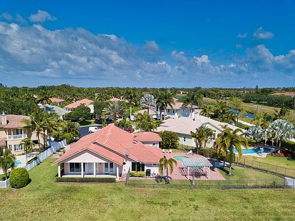 5th image of 12937 Cocoa Pine Dr