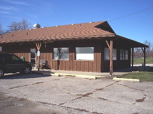 2nd image of 1210 S Main St
