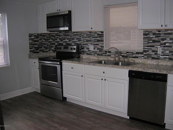 4th image of 6929 Sonora Dr N