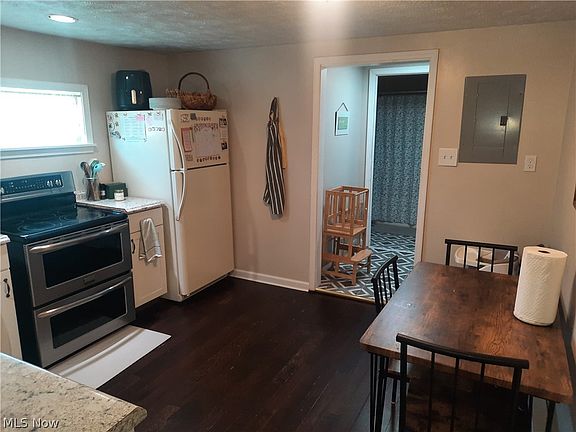 3rd image of 7014 Pymatuning Lake Rd