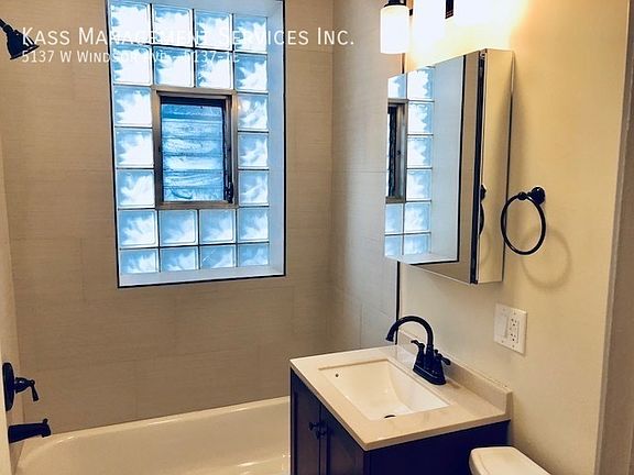 3rd image of 5137 W Windsor Ave APT 1E