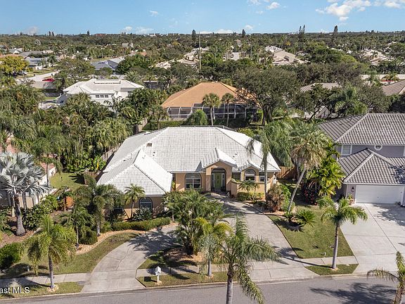 5th image of 115 Island View Dr
