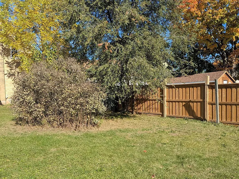 159 Wellington St — Photo 33