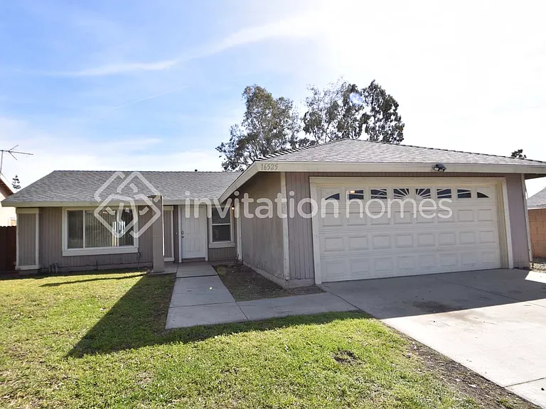 16525 Malaga Ct — Photo 1