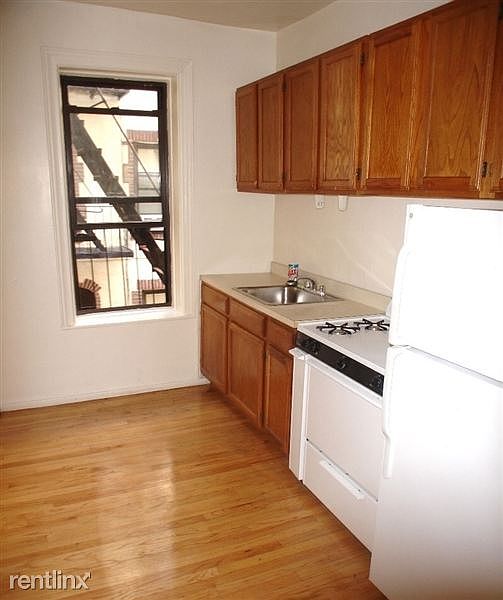 2nd image of 2020 83rd St