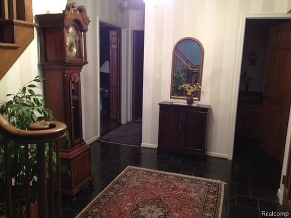 2nd image of 30671 Banbury Ct