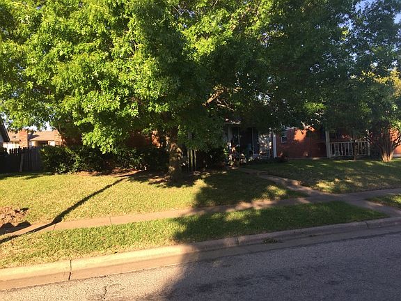 2nd image of 2007 Memphis Dr