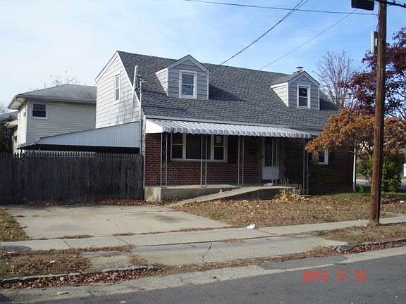 3rd image of 193 Elizabeth St
