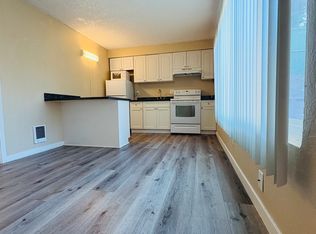 14 Donegal Ct APT 8, Pleasant Hill, CA 94523