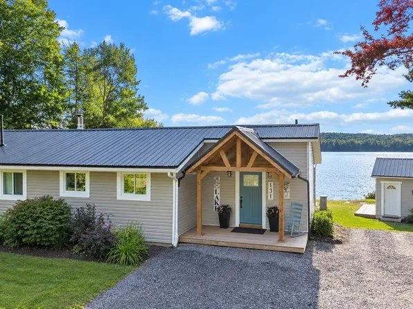 131 Meadow Ln, Murphy Lake, NS B4N 3V8