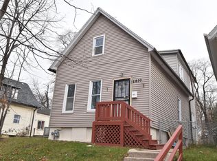 2830 N 24th St, Milwaukee, WI 53206