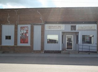 413 Maple St, Summit, SD 57266